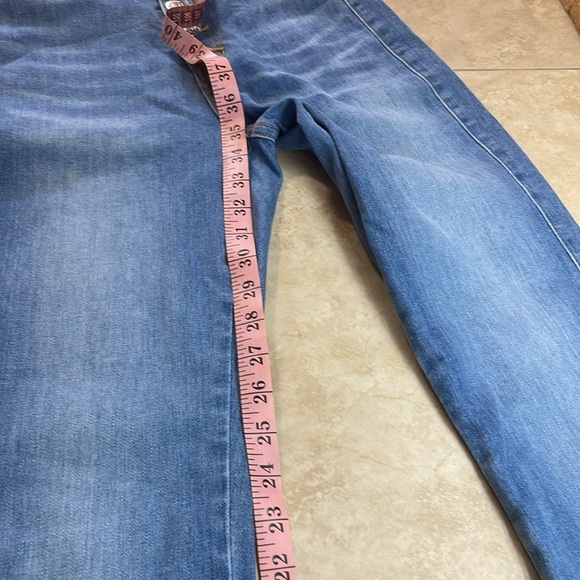 Veronica Beard Jean High Rise Button Fly Bell Flare Lakeshore Wash Size 25 - Picture 8 of 13